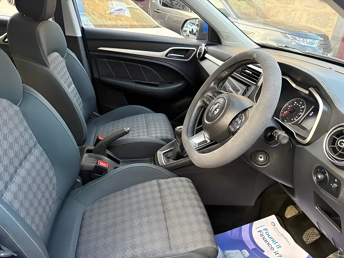 Used 2020 MG MG Zs Excite Blue - Interior and Exterior details 9