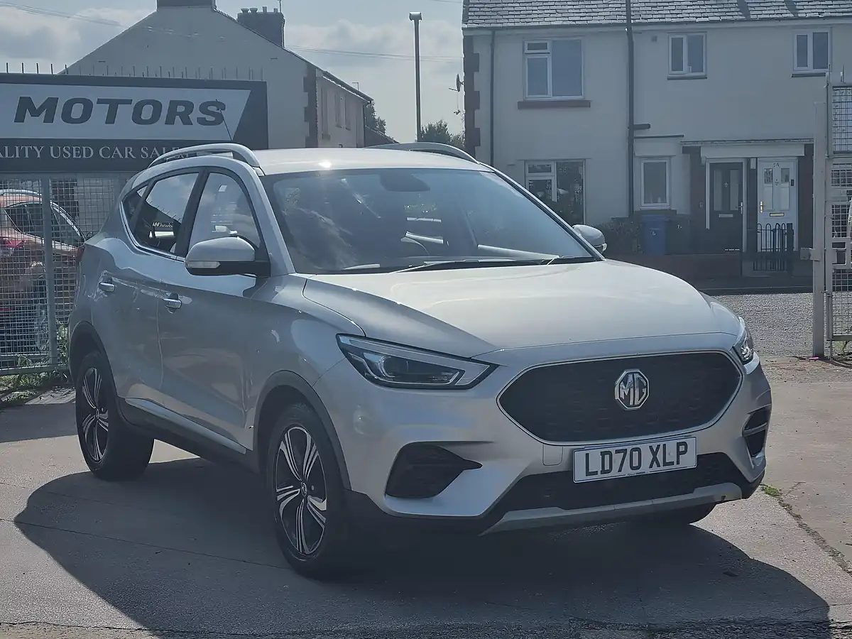 Used 2020 MG MG Zs Excite Silver - Front View
