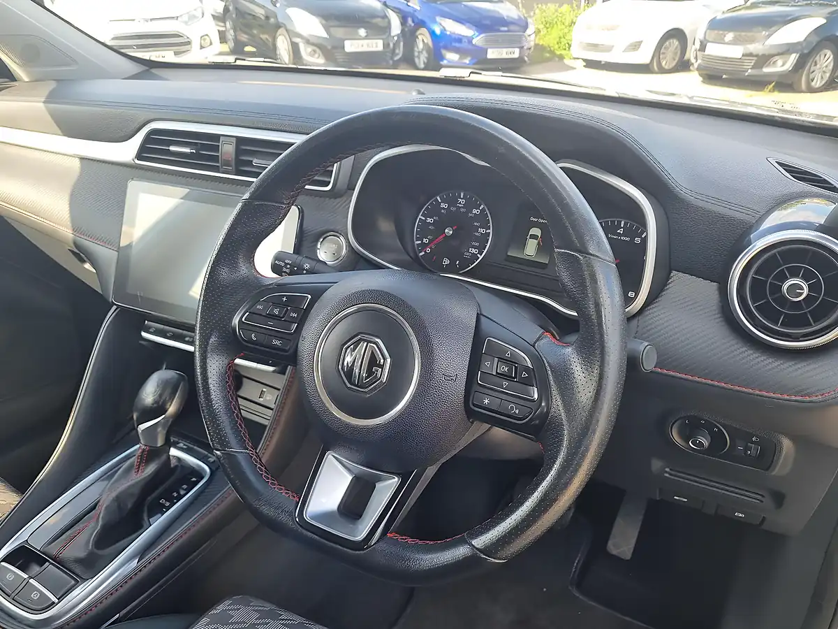 Used 2020 MG MG Zs Excite Silver - Interior and Exterior details 4