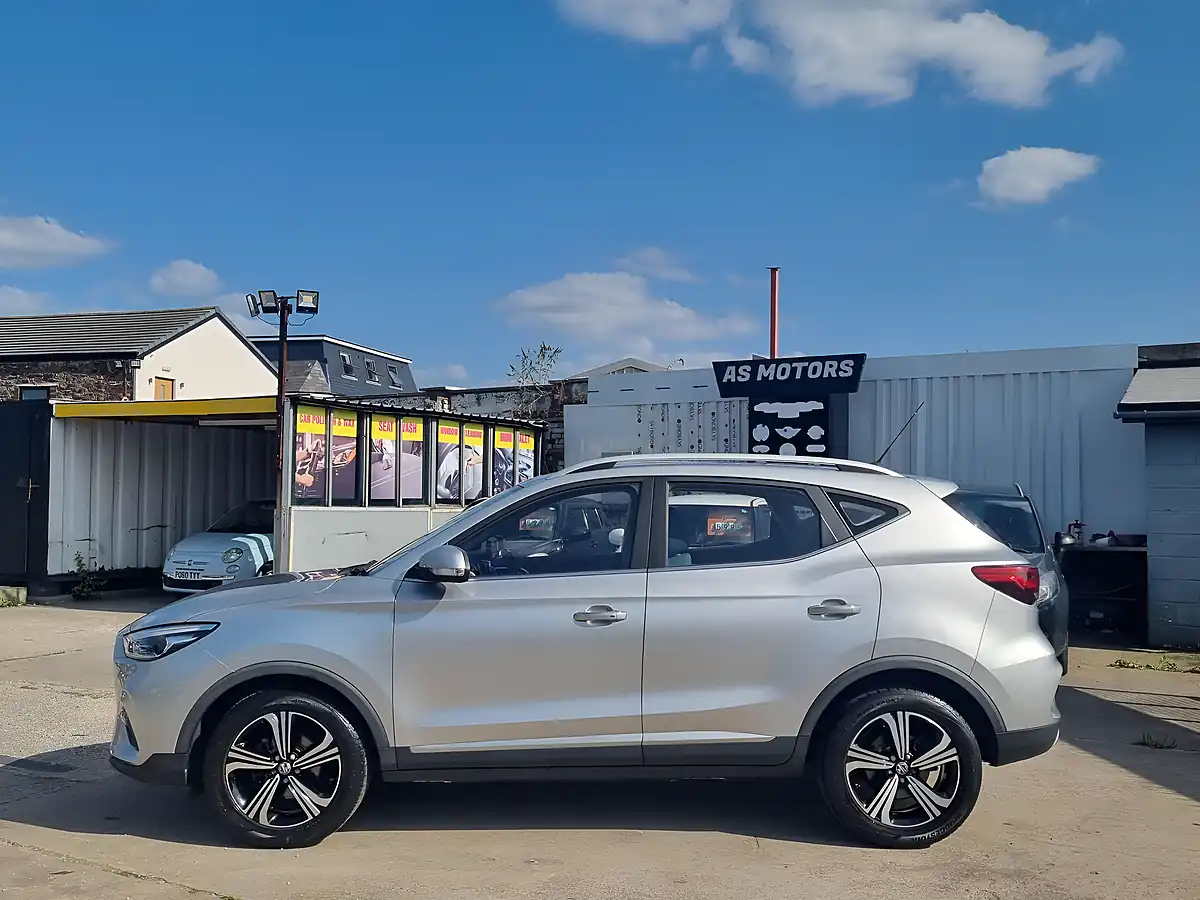 Used 2020 MG MG Zs Excite Silver - Interior and Exterior details 7