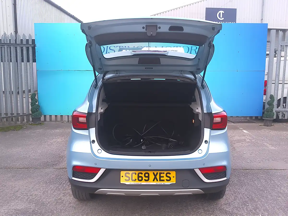 Used 2020 MG MG Zs Exclusive Blue - Interior and Exterior details 9