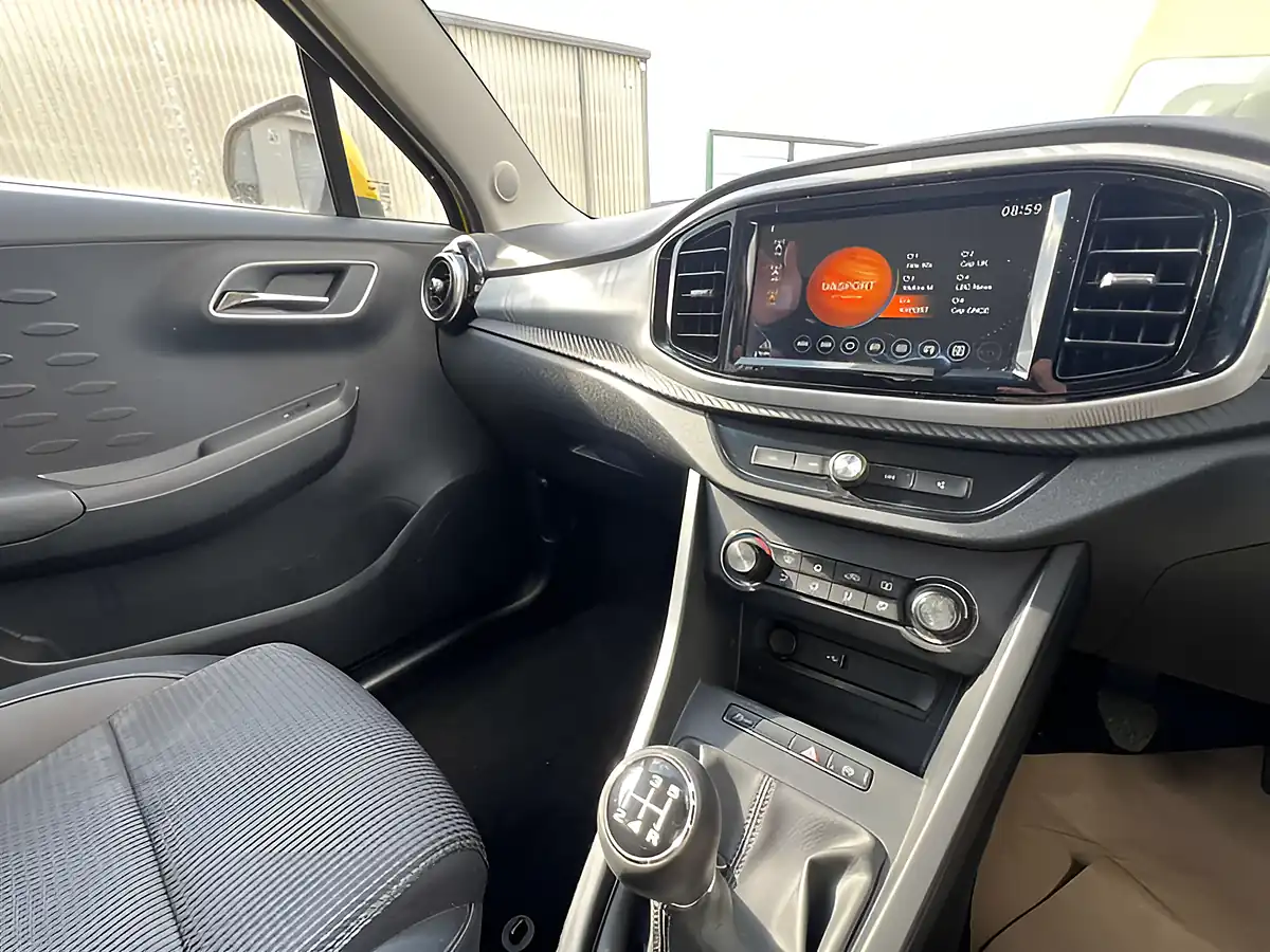 Used 2020 MG MG3 Excite Hello Yellow - Interior and Exterior details 14