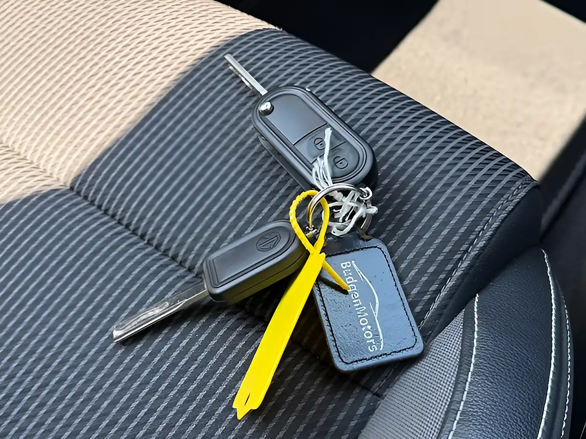 Used 2020 MG MG3 Exclusive Black - Interior and Exterior details 20