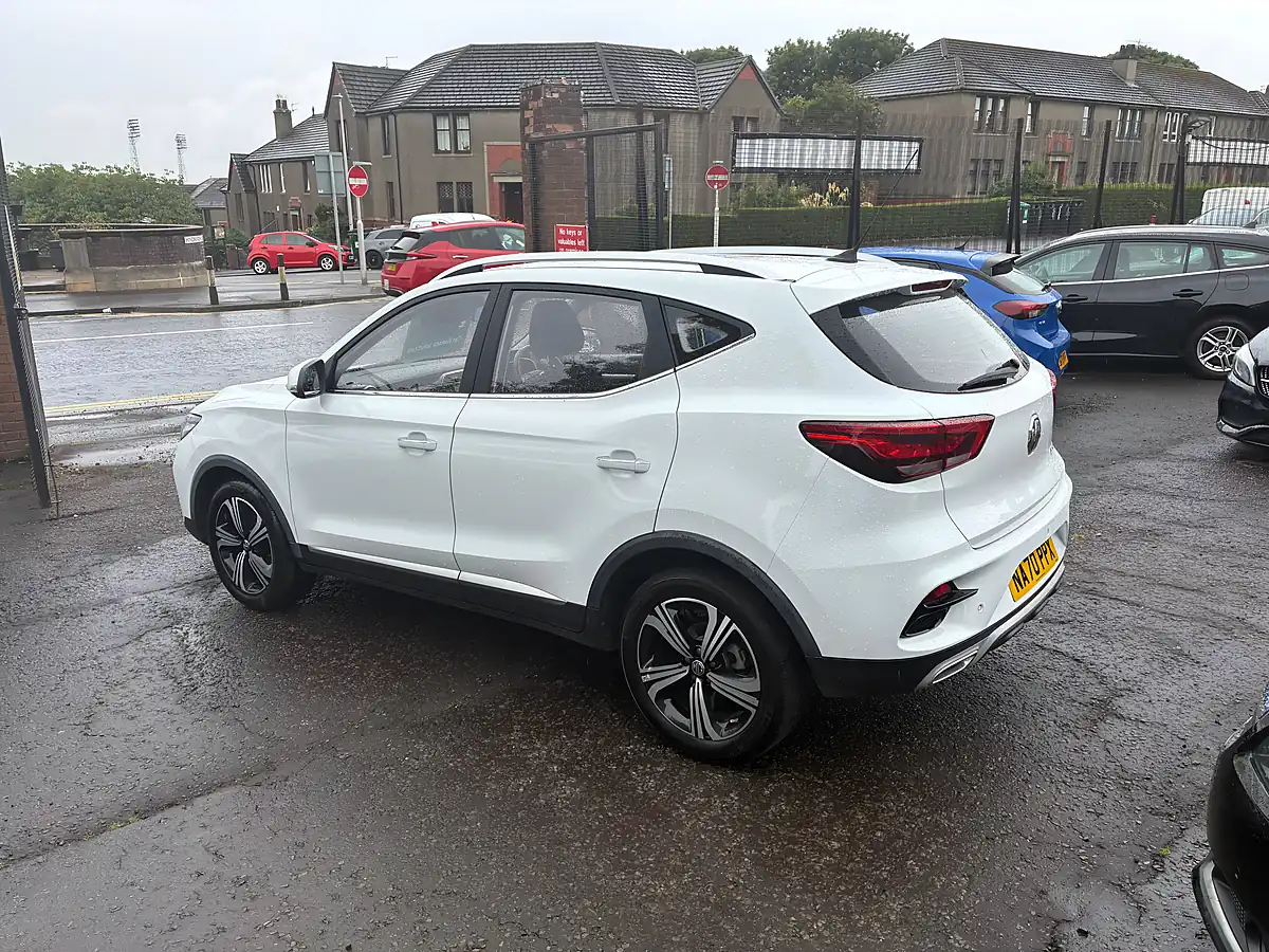 Used 2020 MG Zs Excite White - Interior and Exterior details 5