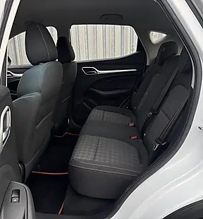 Used 2020 MG ZS Excite White - Interior and Exterior details 11
