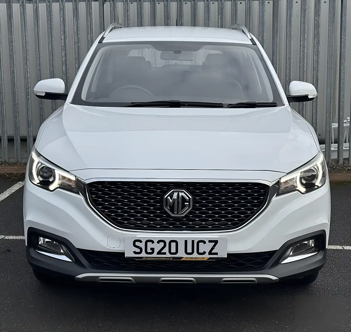 Used 2020 MG ZS Excite White - Interior and Exterior details 3