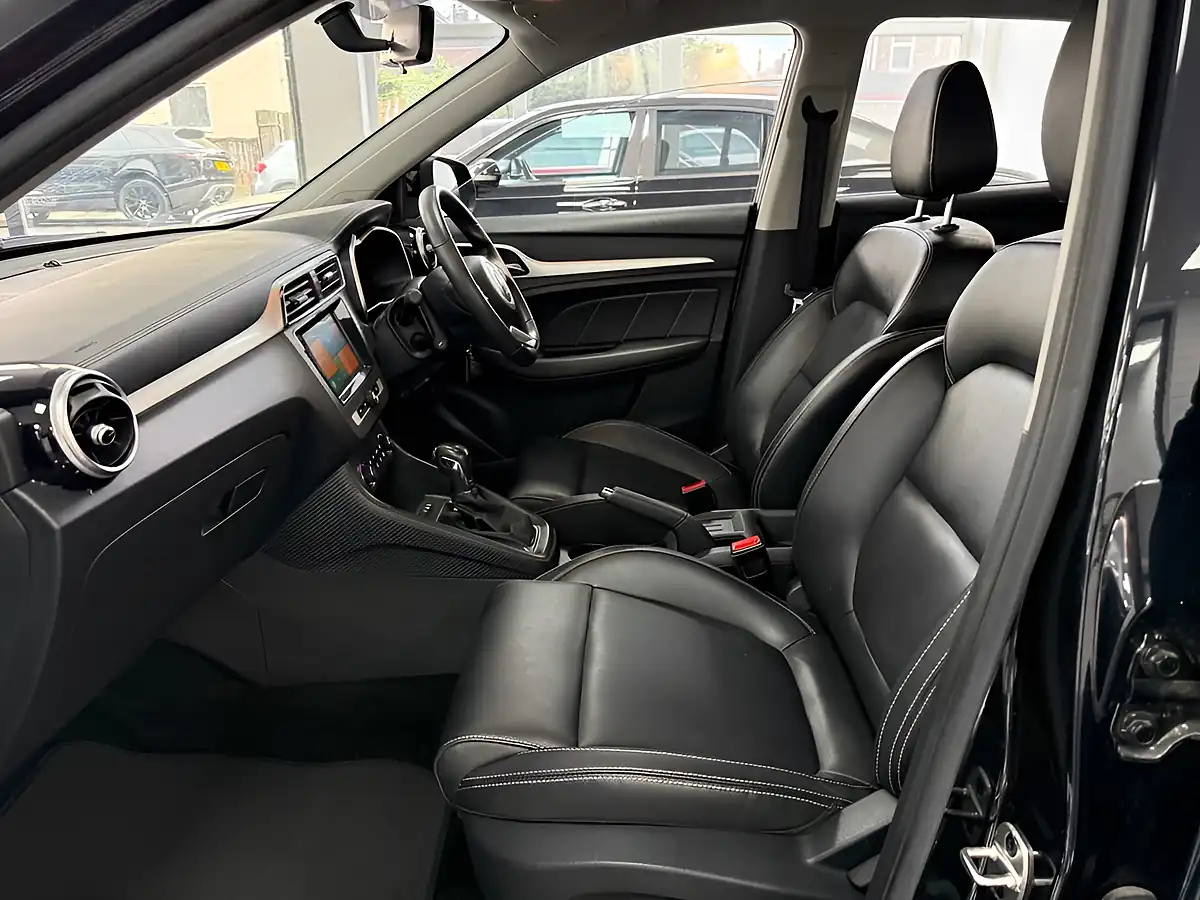 Used 2020 MG Zs Exclusive Black Pearl - Interior and Exterior details 15