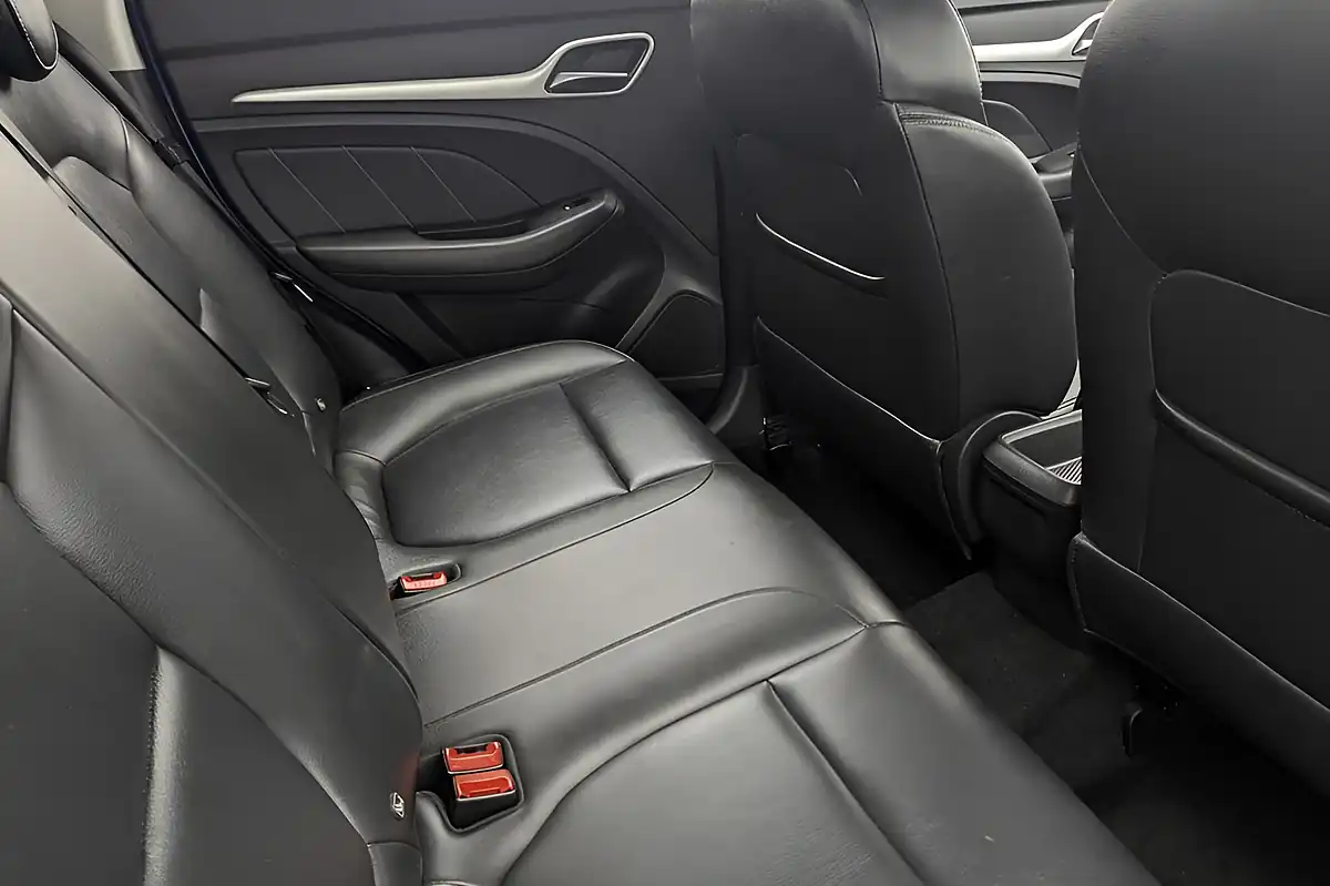 Used 2020 MG Zs Exclusive Blue - Interior and Exterior details 15