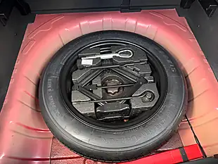 Used 2020 MG Zs Exclusive Red - Interior and Exterior details 14