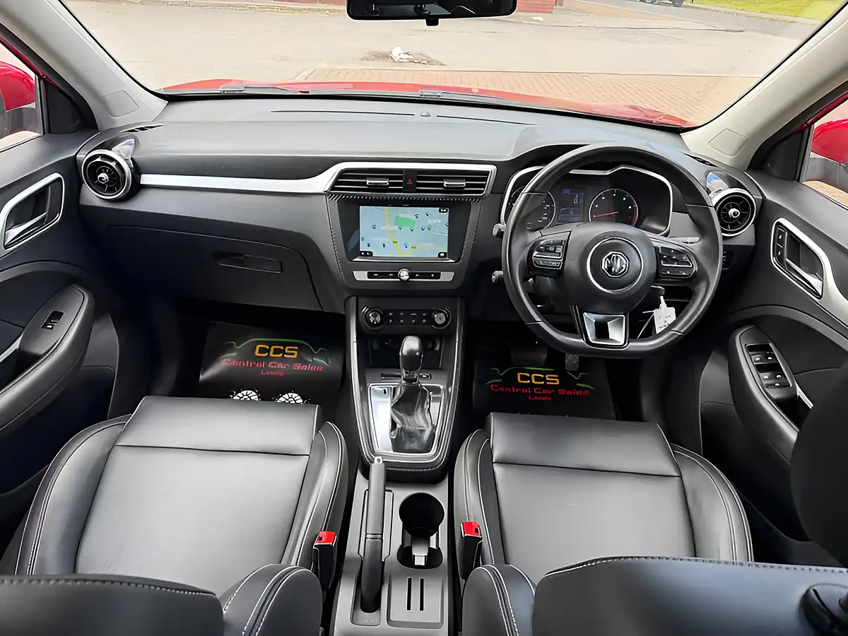 Used 2020 MG Zs Exclusive Red - Interior and Exterior details 5