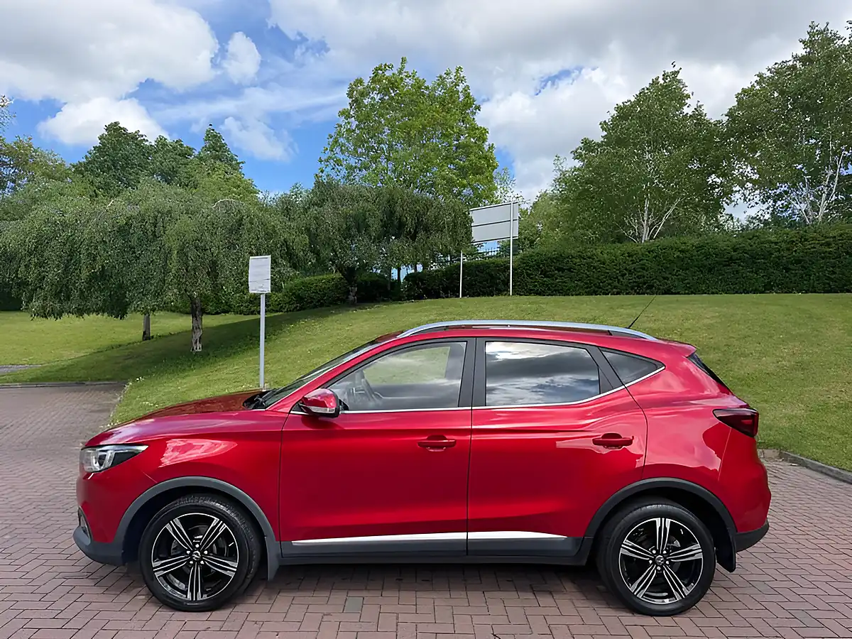 Used 2020 MG Zs Exclusive Red - Interior and Exterior details 8
