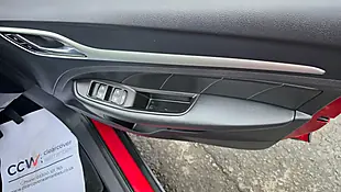 Used 2020 MG Zs Exclusive Red - Interior and Exterior details 12