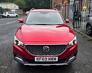 Used 2020 MG Zs Exclusive Red - Interior and Exterior details 3
