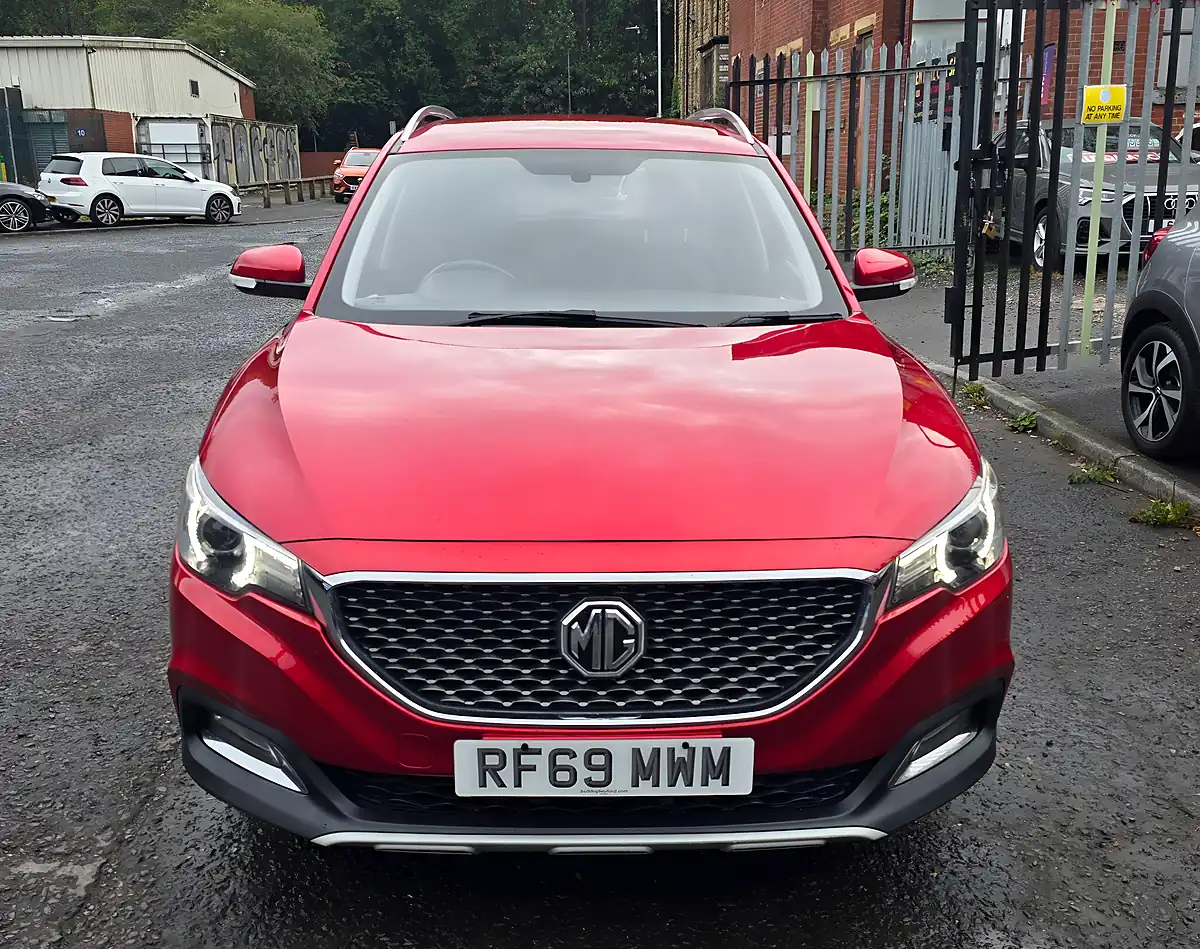 Used 2020 MG Zs Exclusive Red - Interior and Exterior details 3