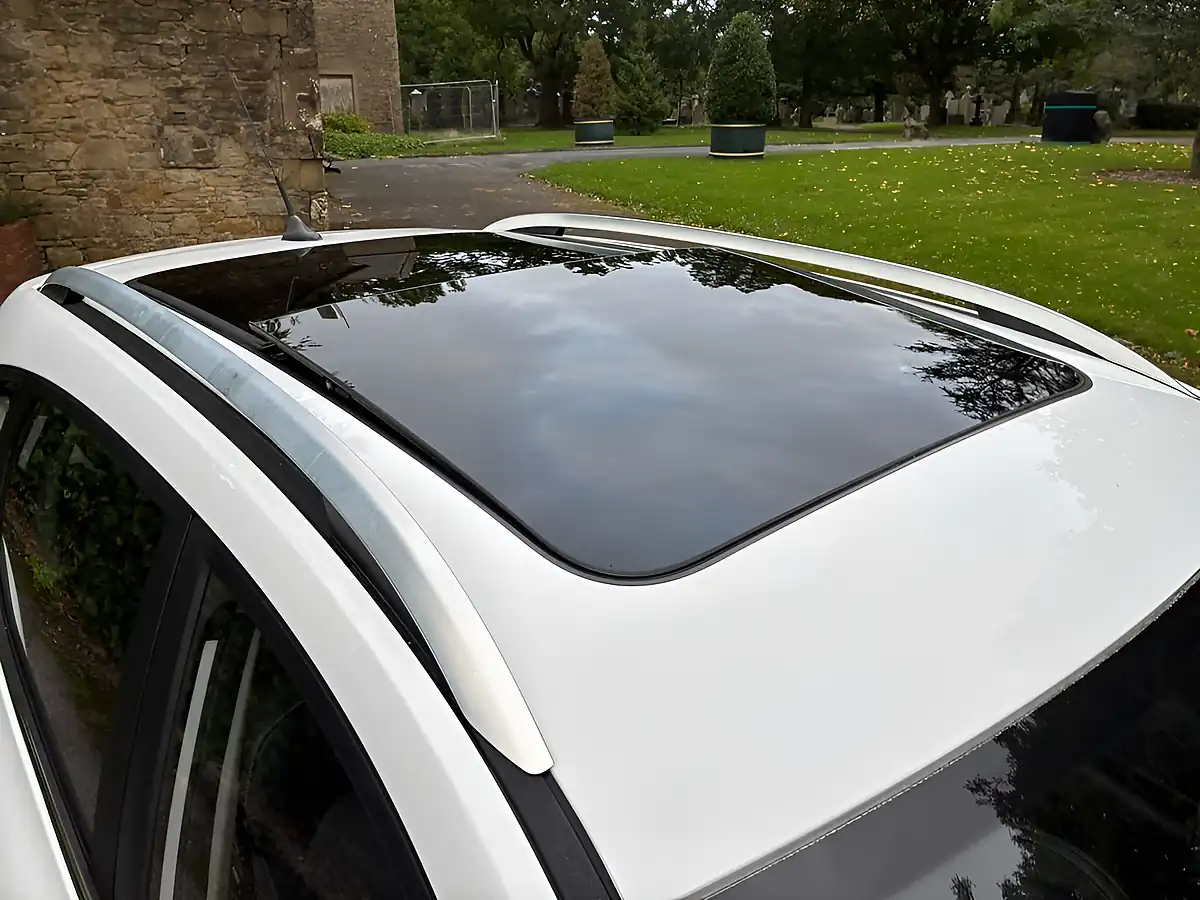 Used 2020 MG ZS Exclusive White - Interior and Exterior details 15