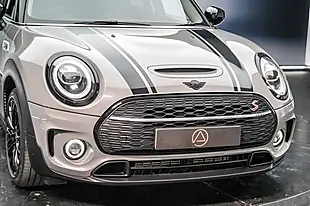 Used 2020 MINI Clubman Classic Grey - Interior and Exterior details 11
