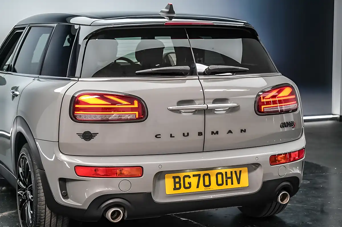 Used 2020 MINI Clubman Classic Grey - Interior and Exterior details 12