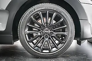 Used 2020 MINI Clubman Classic Grey - Interior and Exterior details 20
