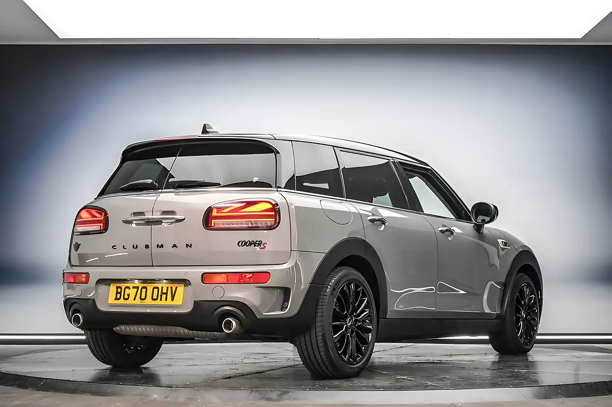 Used 2020 MINI Clubman Classic Grey - Interior and Exterior details 3