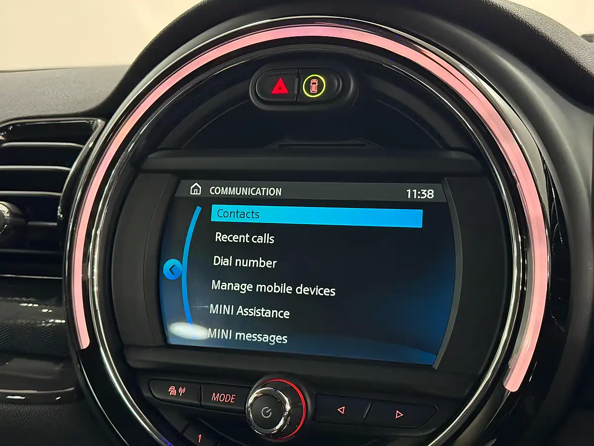 Used 2020 MINI Clubman Cooper Classic Red - Interior and Exterior details 11