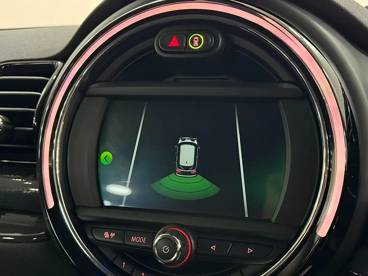 Used 2020 MINI Clubman Cooper Classic Red - Interior and Exterior details 12