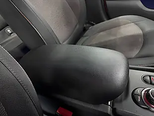 Used 2020 MINI Clubman Cooper Classic Red - Interior and Exterior details 13