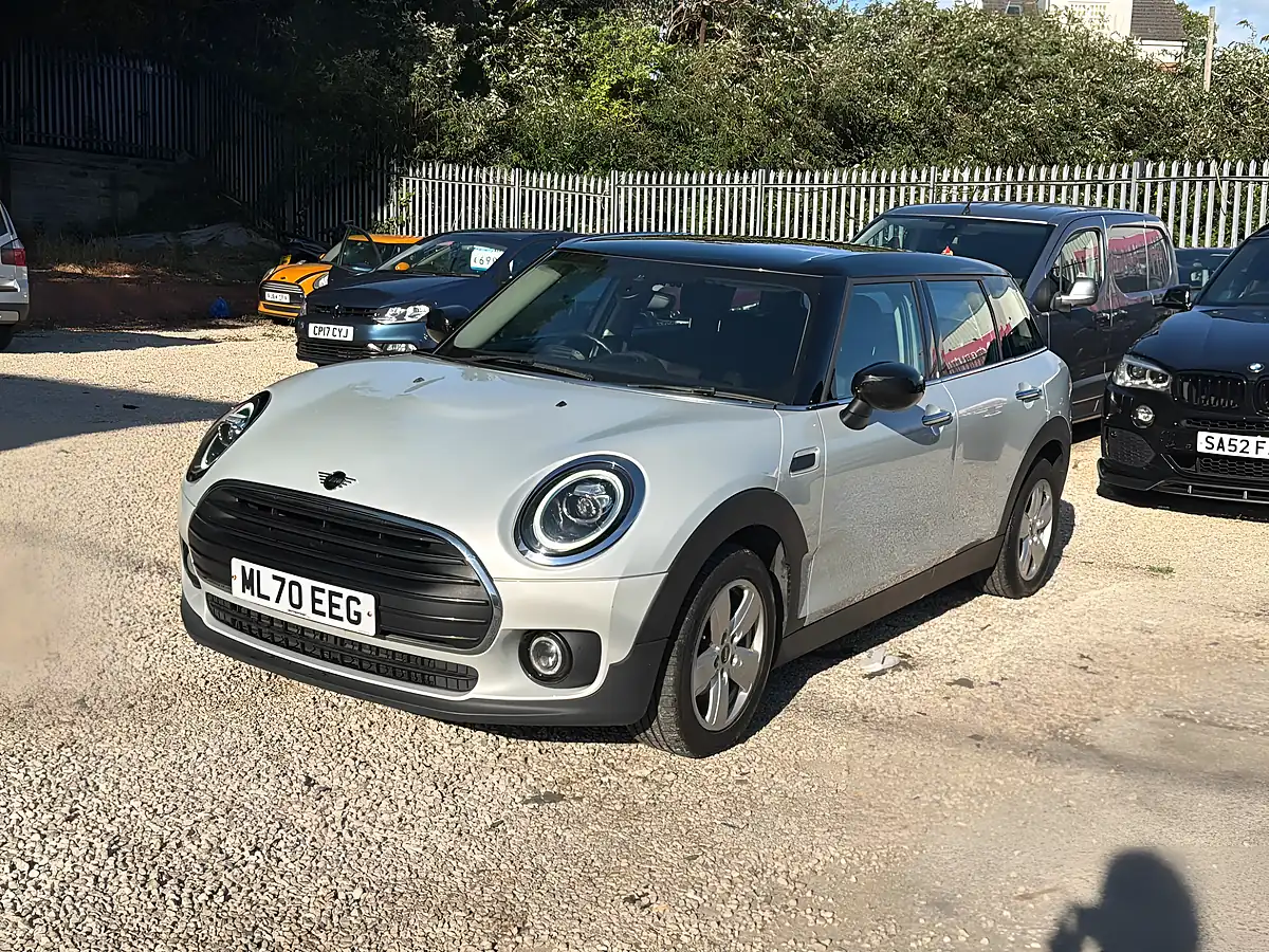 Used 2020 MINI Clubman Cooper Classic Silver - Interior and Exterior details 5