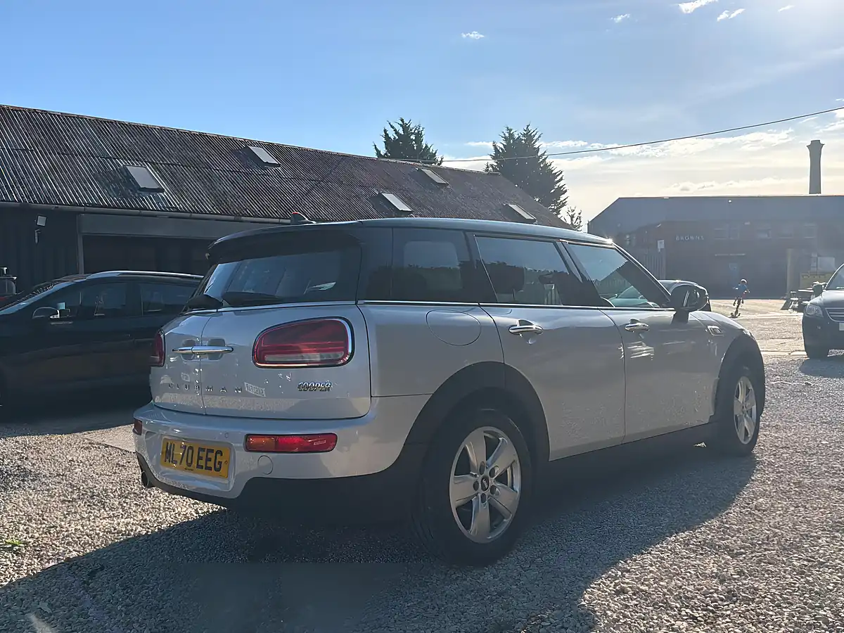 Used 2020 MINI Clubman Cooper Classic Silver - Interior and Exterior details 6