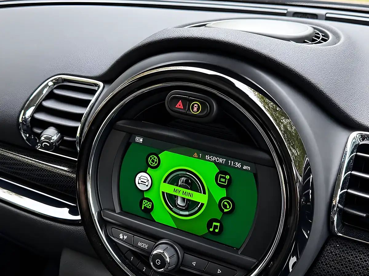 Used 2020 MINI Clubman Cooper Exclusive Grey - Interior and Exterior details 16