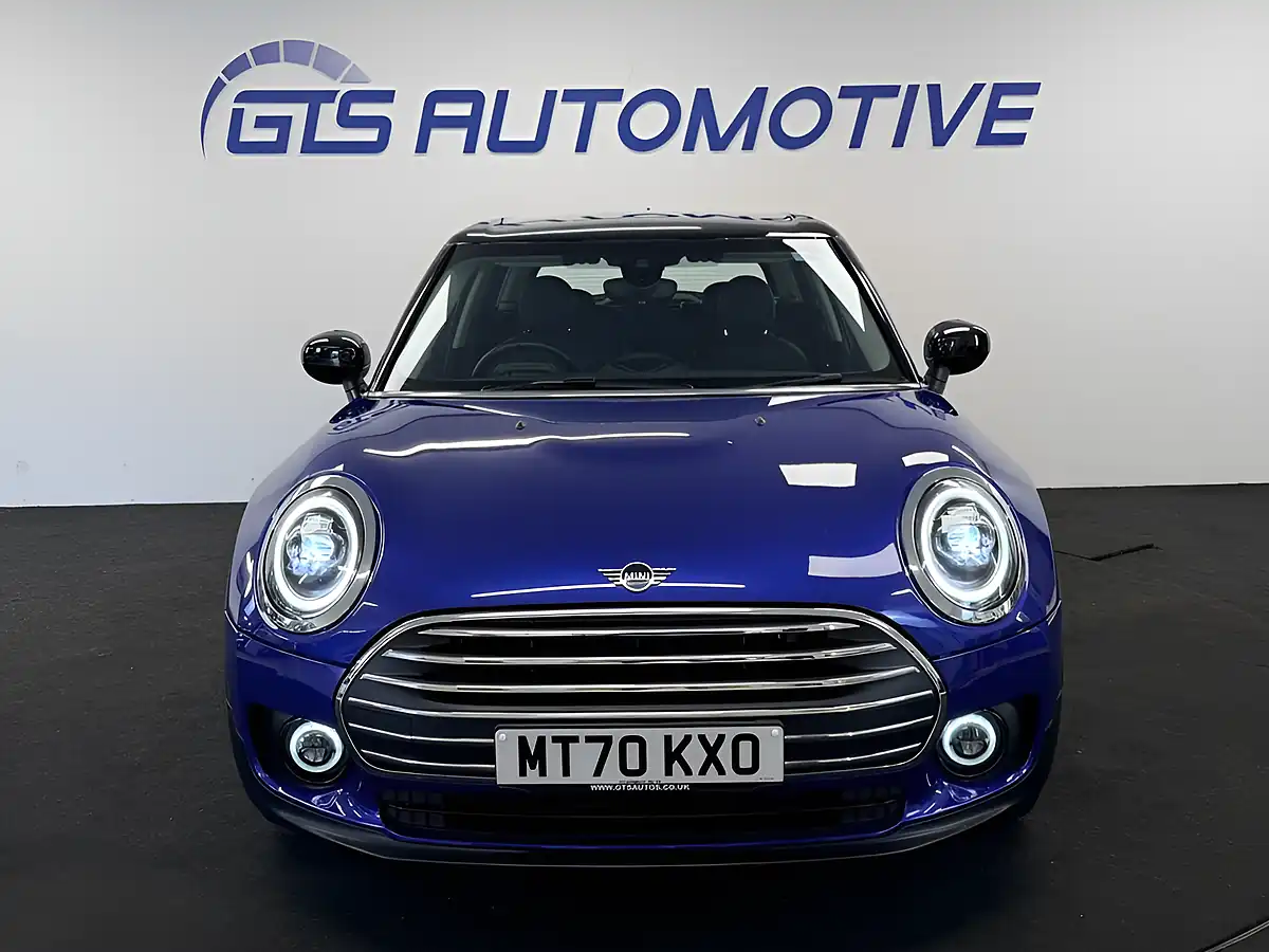 Used 2020 MINI Clubman Cooper Exclusive Starlight Blue - Interior and Exterior details 6