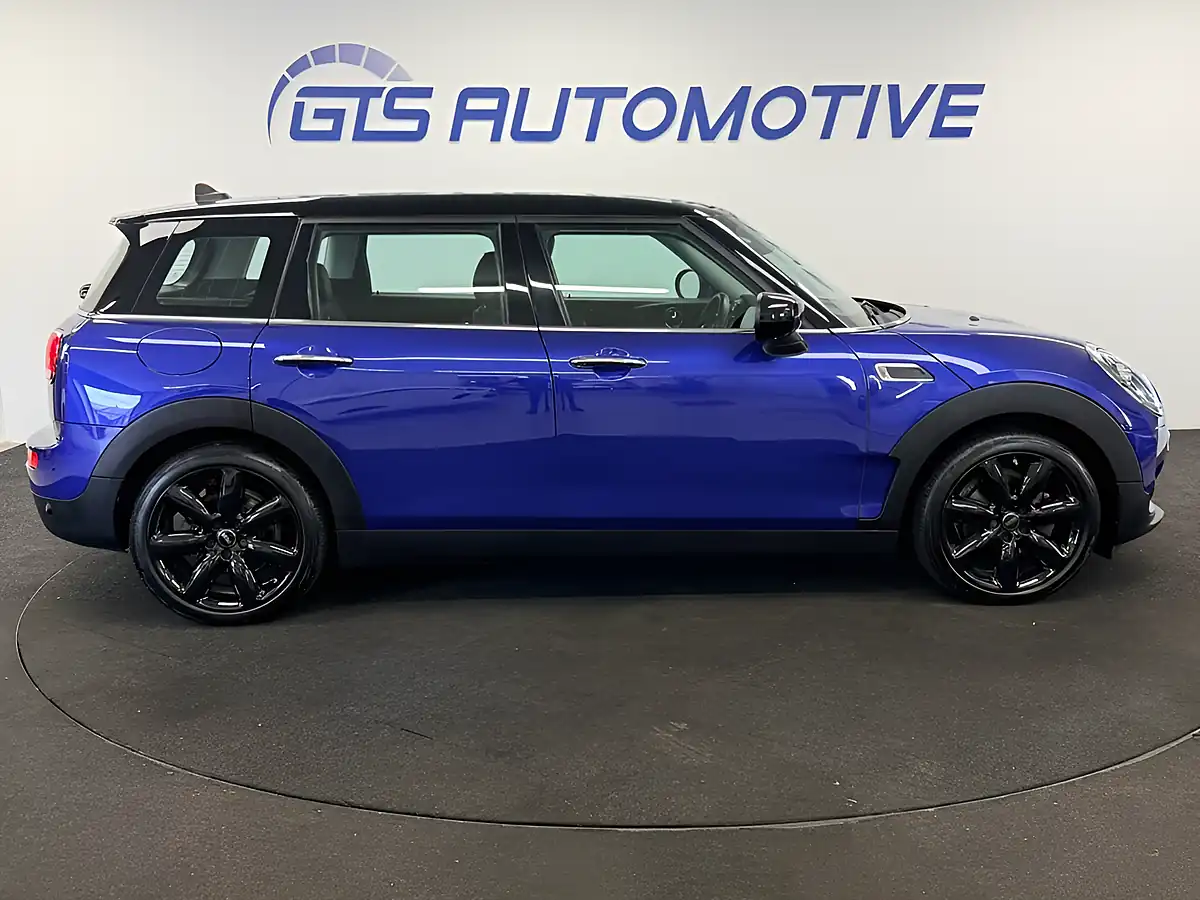 Used 2020 MINI Clubman Cooper Exclusive Starlight Blue - Interior and Exterior details 7