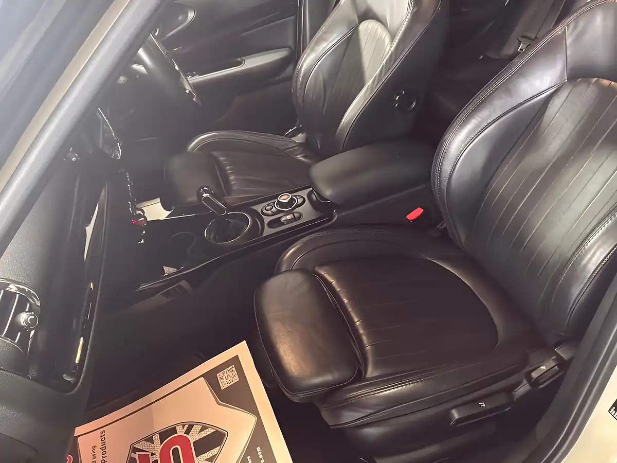 Used 2020 MINI Clubman Cooper Exclusive White - Interior and Exterior details 11