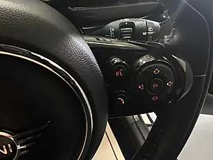 Used 2020 MINI Clubman Cooper Exclusive White - Interior and Exterior details 13