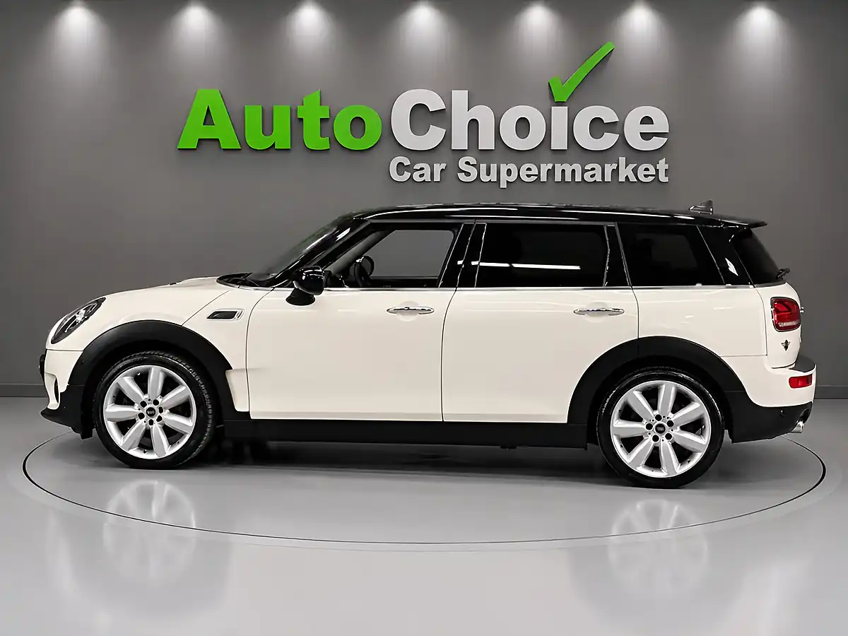Used 2020 MINI Clubman Cooper Exclusive White - Interior and Exterior details 4