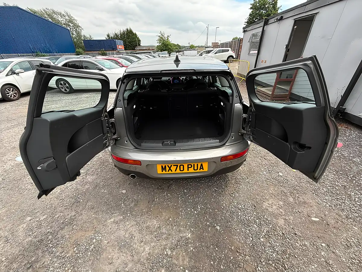 Used 2020 MINI Clubman Exclusive Grey - Interior and Exterior details 6