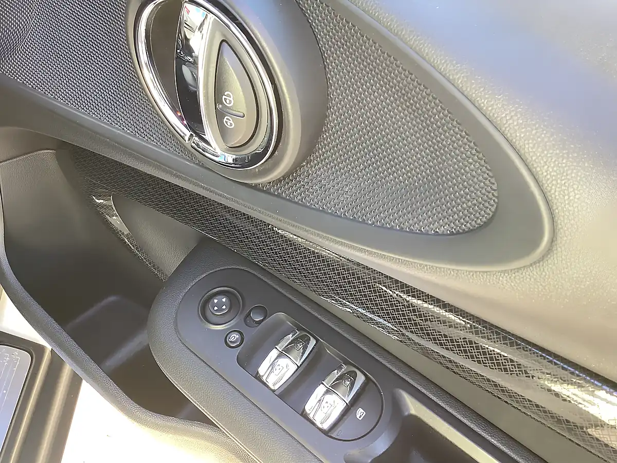 Used 2020 MINI Clubman Exclusive Pepper White - Interior and Exterior details 14