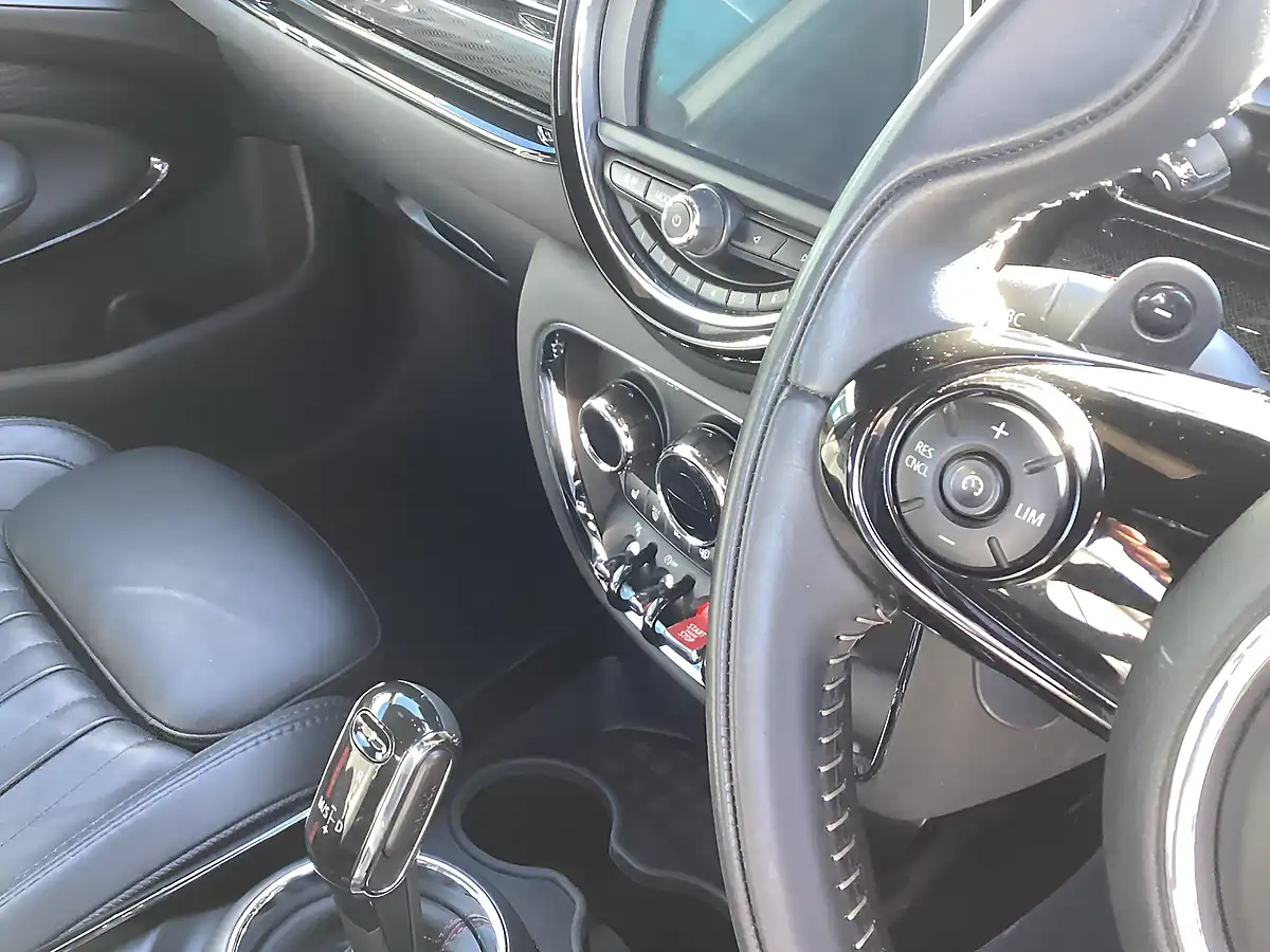 Used 2020 MINI Clubman Exclusive Pepper White - Interior and Exterior details 17