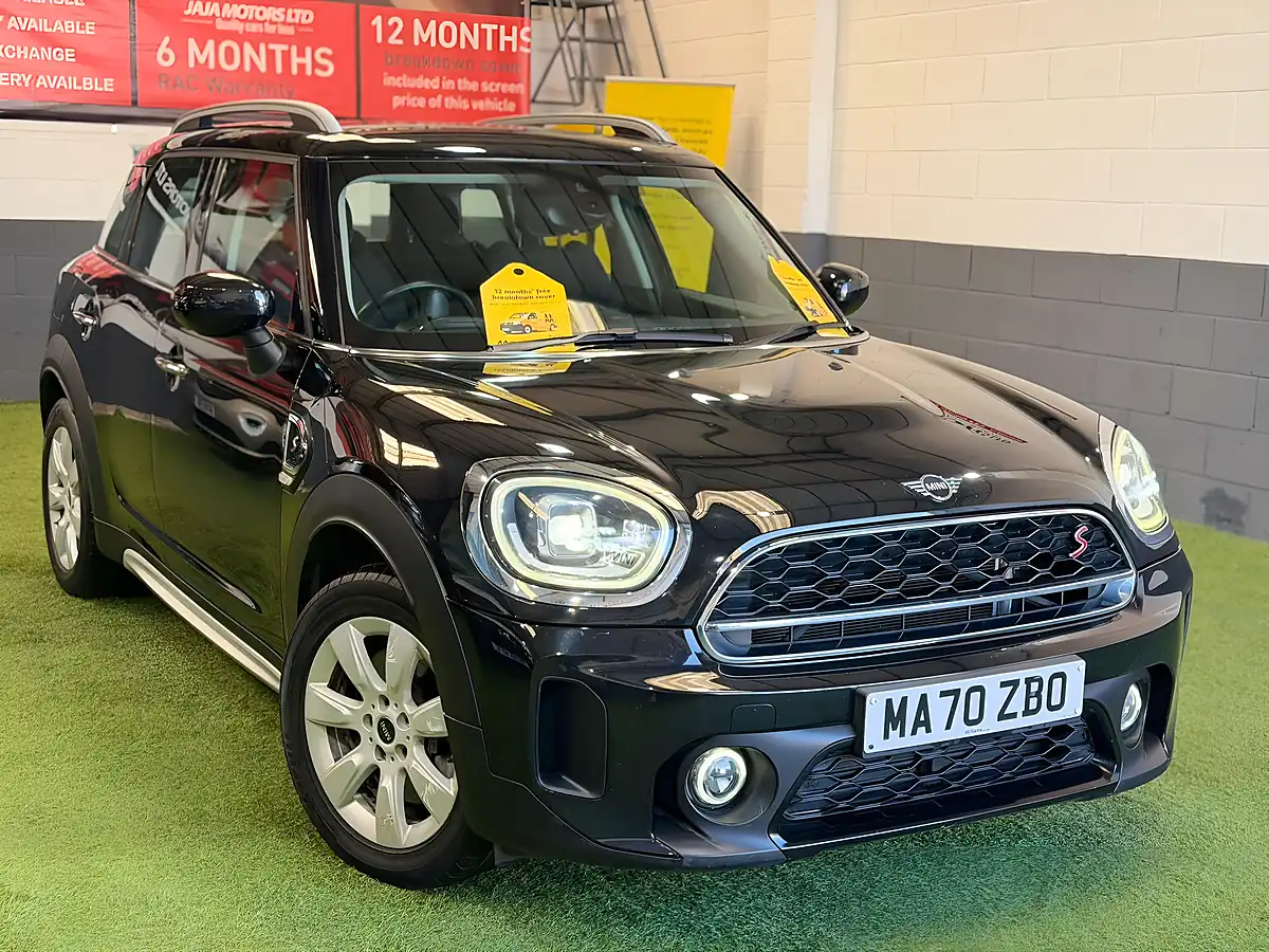Used 2020 MINI Countryman Classic Black - Interior and Exterior details 2