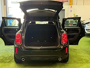 Used 2020 MINI Countryman Classic Black - Interior and Exterior details 5