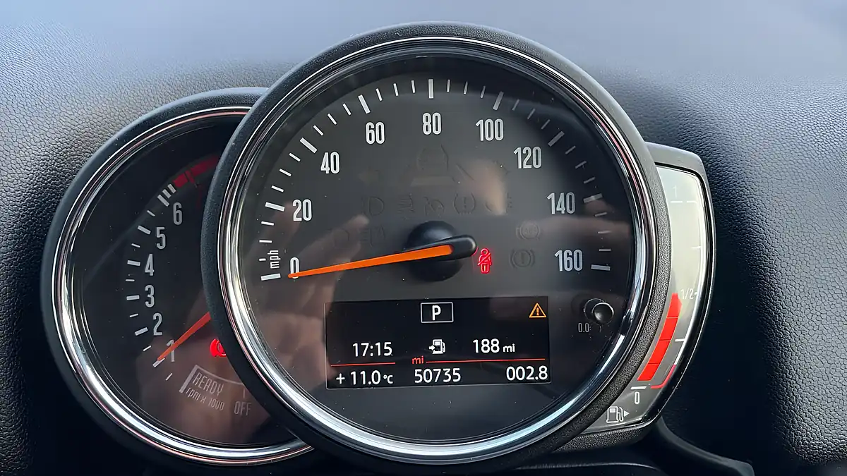 Used 2020 MINI Countryman Classic Grey - Interior and Exterior details 12