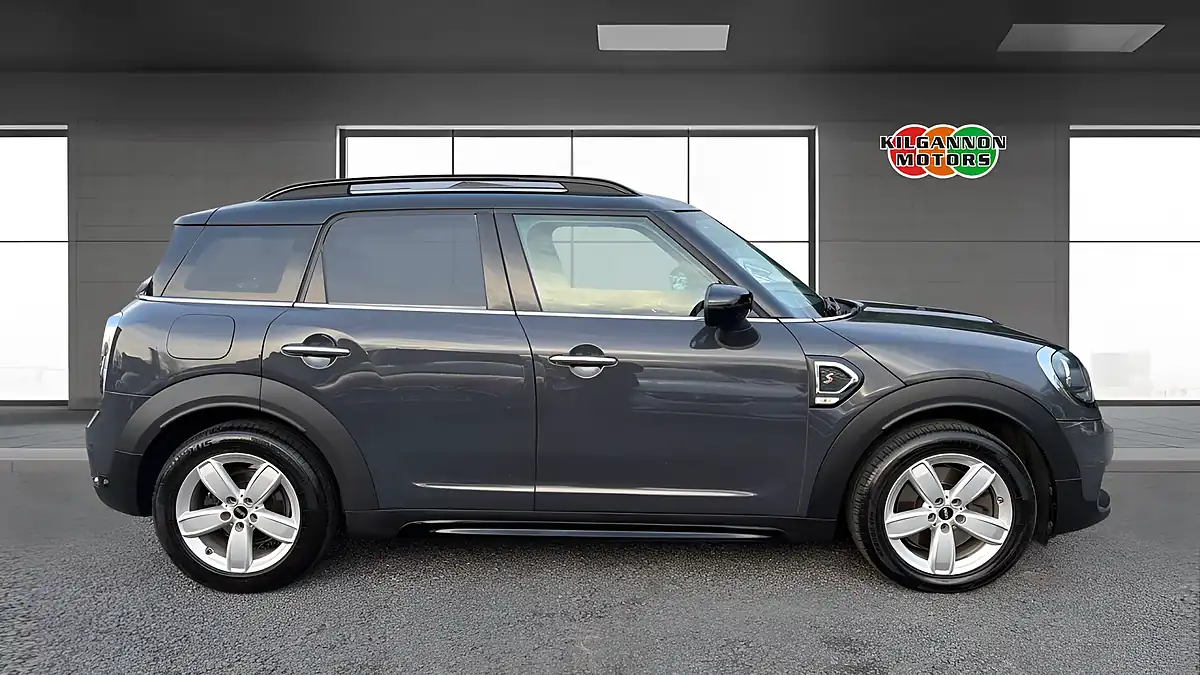Used 2020 MINI Countryman Classic Grey - Interior and Exterior details 16