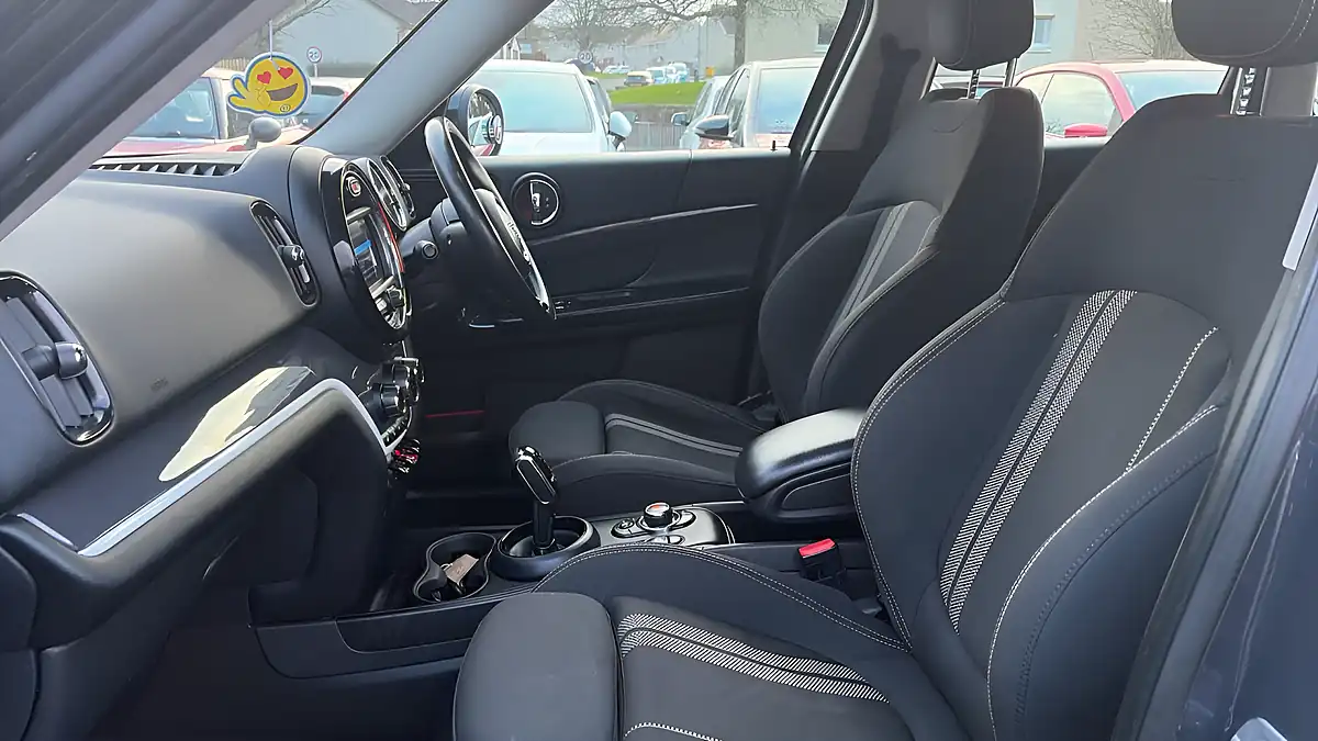 Used 2020 MINI Countryman Classic Grey - Interior and Exterior details 6