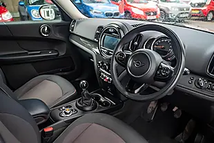 Used 2020 MINI Countryman Cooper Classic Melting Silver - Interior and Exterior details 2