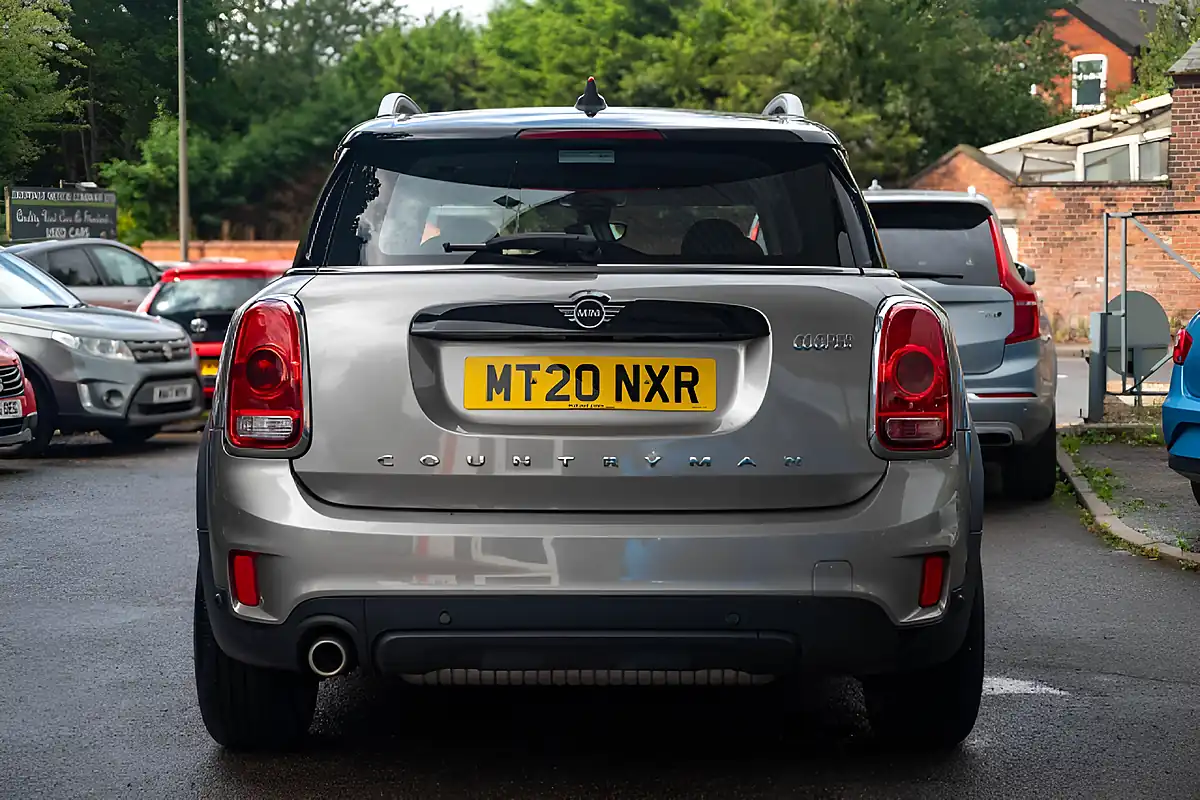 Used 2020 MINI Countryman Cooper Classic Melting Silver - Interior and Exterior details 7