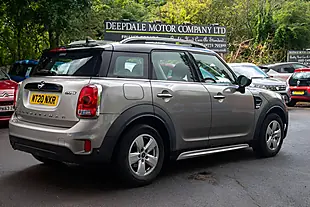 Used 2020 MINI Countryman Cooper Classic Melting Silver - Interior and Exterior details 8