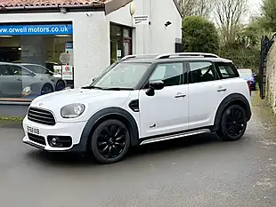 Used 2020 MINI Countryman Cooper Classic White - Interior and Exterior details 11