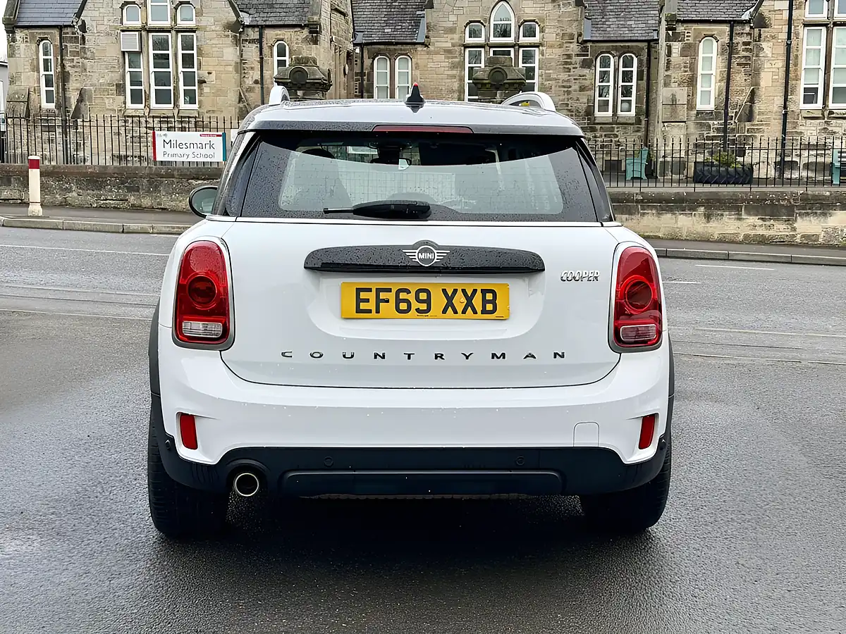 Used 2020 MINI Countryman Cooper Classic White - Interior and Exterior details 12