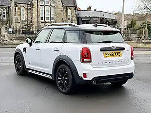 Used 2020 MINI Countryman Cooper Classic White - Interior and Exterior details 13