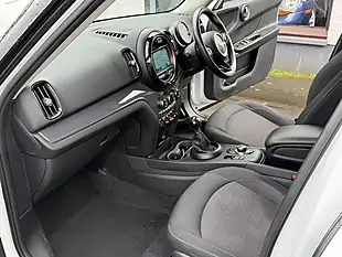 Used 2020 MINI Countryman Cooper Classic White - Interior and Exterior details 14