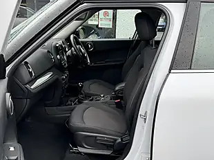 Used 2020 MINI Countryman Cooper Classic White - Interior and Exterior details 15